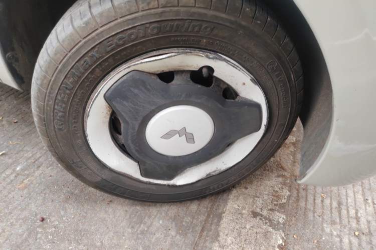 Used Wuling Hongguang MINIEV 2024 3rd Generation 215km Youth Edition Right Front Wheel Hub