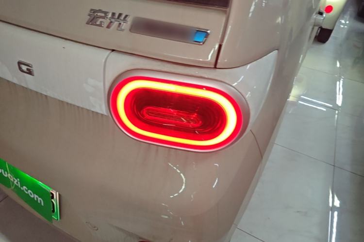 Used Wuling Hongguang MINIEV 2024 3rd Generation 215km Youth Edition Right Rear Taillight