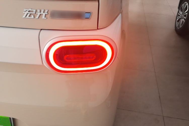 Used Wuling Hongguang MINIEV 2024 3rd Generation 215km Youth Edition Right Rear Taillight