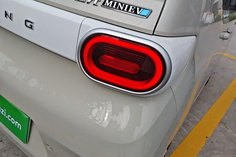 Used Wuling Hongguang MINIEV 2024 3rd Generation 215km Youth Edition Right Rear Taillight