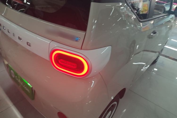 Used Wuling Hongguang MINIEV 2024 3rd Generation 215km Youth Edition Right Rear Taillight