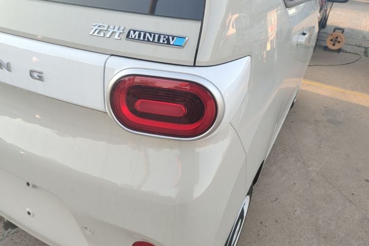 Used Wuling Hongguang MINIEV 2024 3rd Generation 215km Youth Edition Right Rear Taillight
