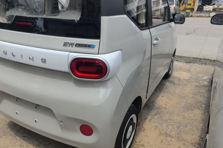 Used Wuling Hongguang MINIEV 2024 3rd Generation 215km Youth Edition Right Rear Taillight