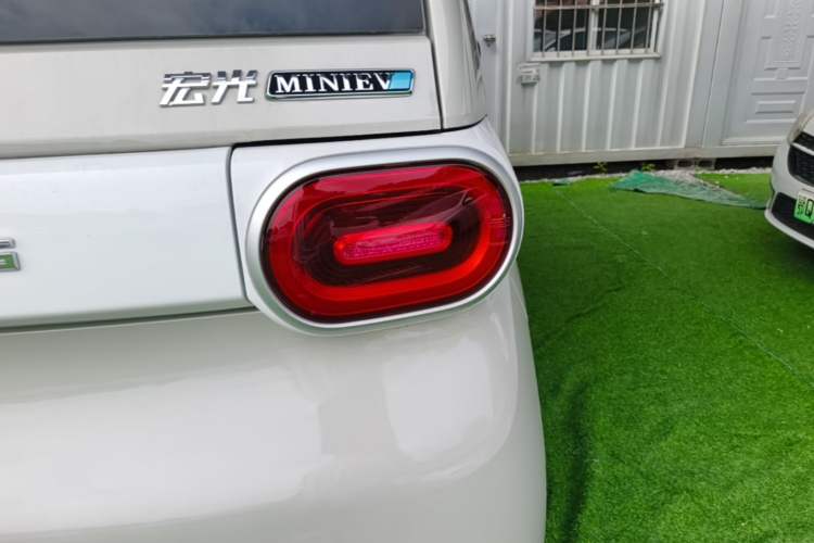 Used Wuling Hongguang MINIEV 2024 3rd Generation 215km Youth Edition Right Rear Taillight