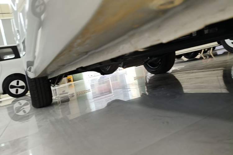 Used Wuling Hongguang MINIEV 2024 3rd Generation 215km Youth Edition Right Side Sill