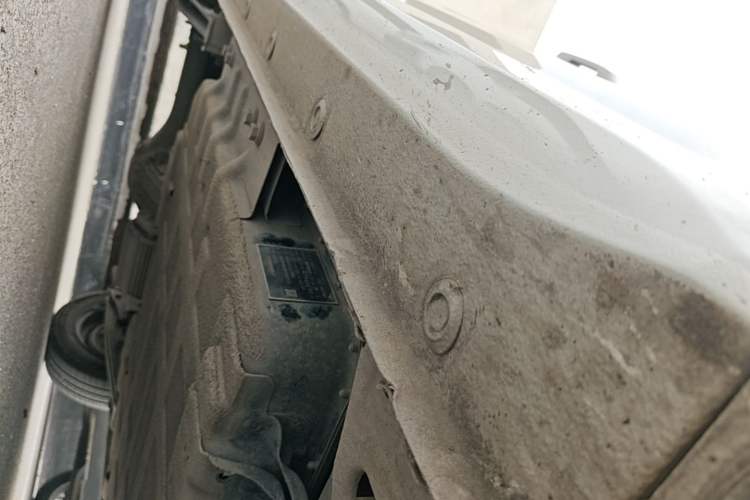 Used Wuling Hongguang MINIEV 2024 3rd Generation 215km Advanced Version Right Side Sill