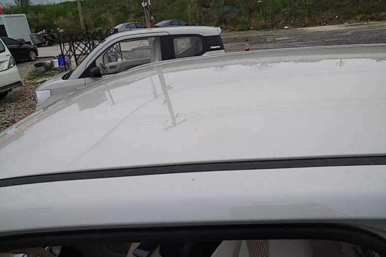 Used Wuling Hongguang MINIEV 2024 3rd Generation 215km Youth Edition Roof