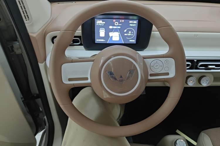Used Wuling Hongguang MINIEV 2024 3rd Generation 215km Youth Edition Steering Wheel