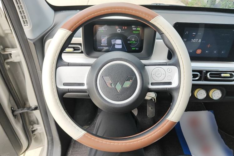 Used Wuling Hongguang MINIEV 2024 3rd Generation 215km Advanced Version Steering Wheel