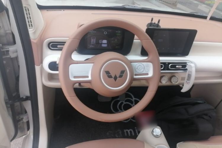Used Wuling Hongguang MINIEV 2024 3rd Generation 215km Advanced Version Steering Wheel