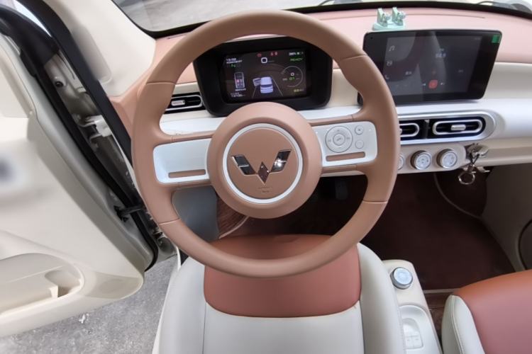 Used Wuling Hongguang MINIEV 2024 3rd Generation 215km Advanced Version Steering Wheel
