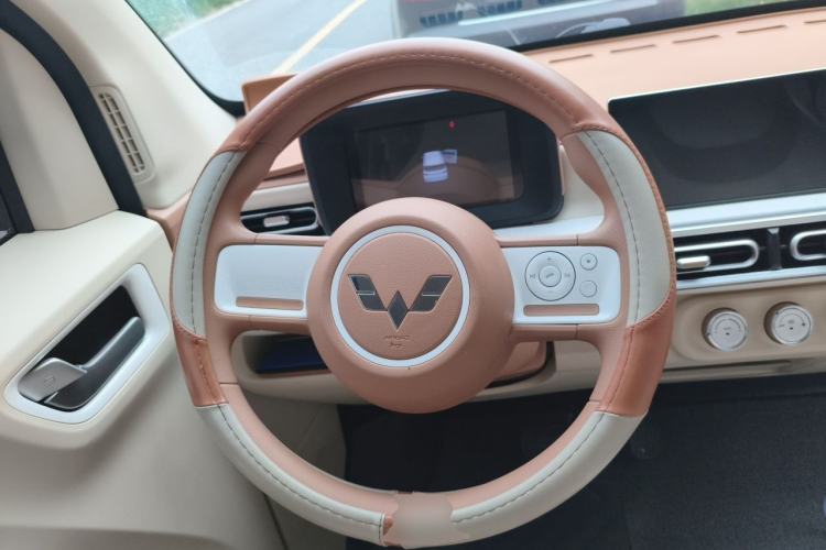 Used Wuling Hongguang MINIEV 2024 3rd Generation 215km Advanced Version Steering Wheel