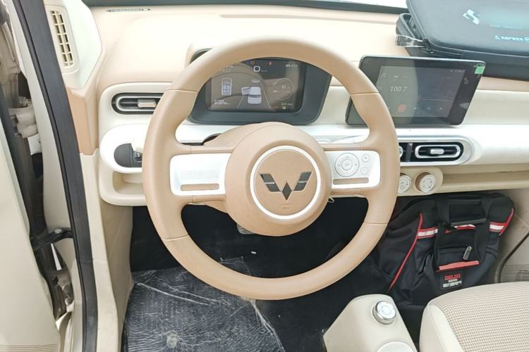 Used Wuling Hongguang MINIEV 2024 3rd Generation 215km Advanced Version Steering Wheel