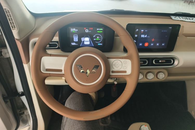 Used Wuling Hongguang MINIEV 2024 3rd Generation 215km Advanced Version Steering Wheel