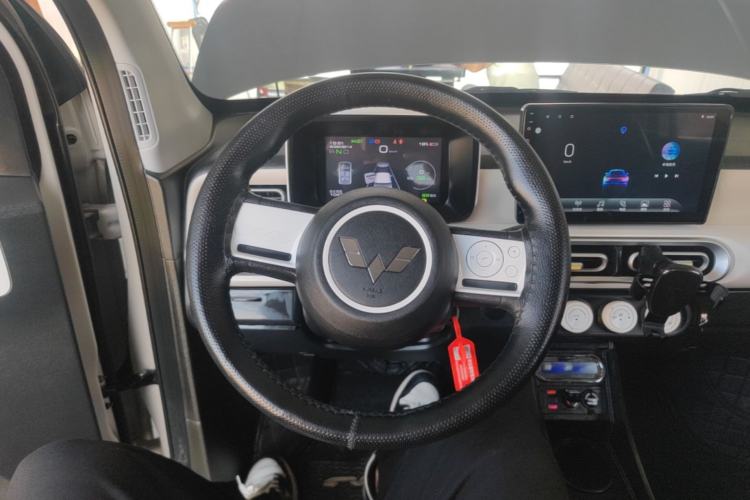 Used Wuling Hongguang MINIEV 2024 3rd Generation 215km Youth Edition Steering Wheel