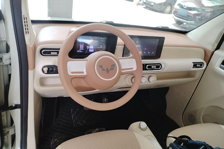 Used Wuling Hongguang MINIEV 2024 3rd Generation 215km Advanced Version Steering Wheel