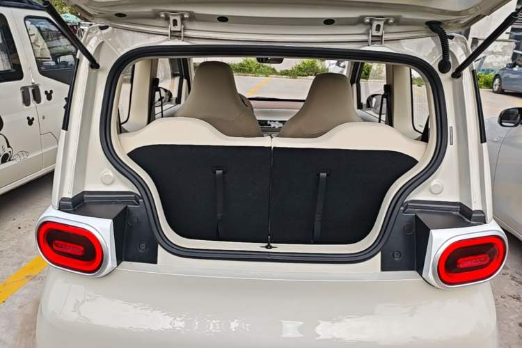 Used Wuling Hongguang MINIEV 2024 3rd Generation 215km Youth Edition Trunk