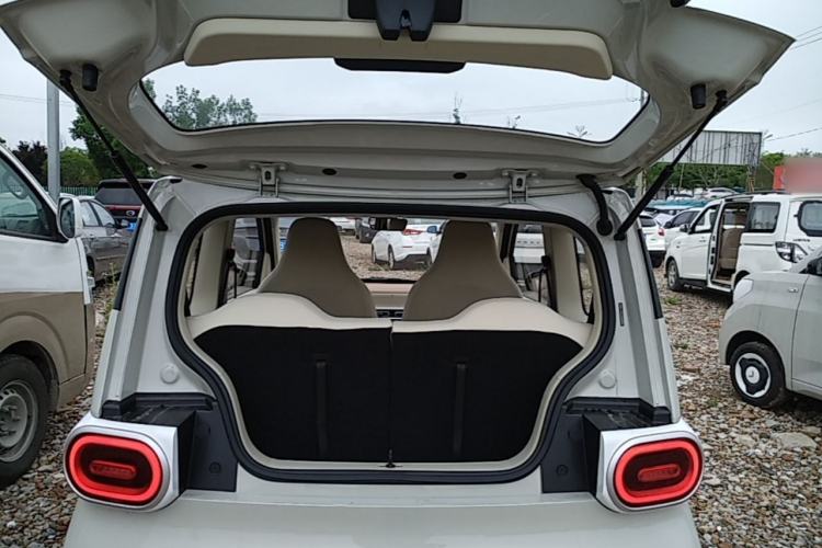 Used Wuling Hongguang MINIEV 2024 3rd Generation 215km Youth Edition Trunk
