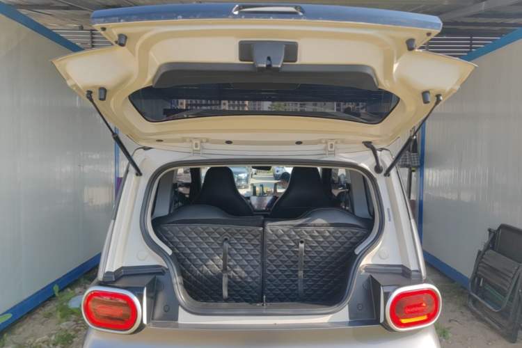 Used Wuling Hongguang MINIEV 2024 3rd Generation 215km Youth Edition Trunk