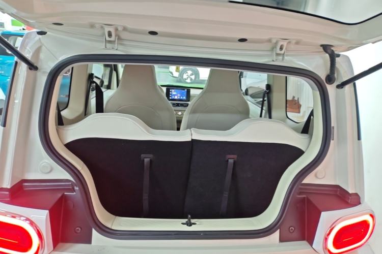 Used Wuling Hongguang MINIEV 2024 3rd Generation 215km Advanced Version Trunk