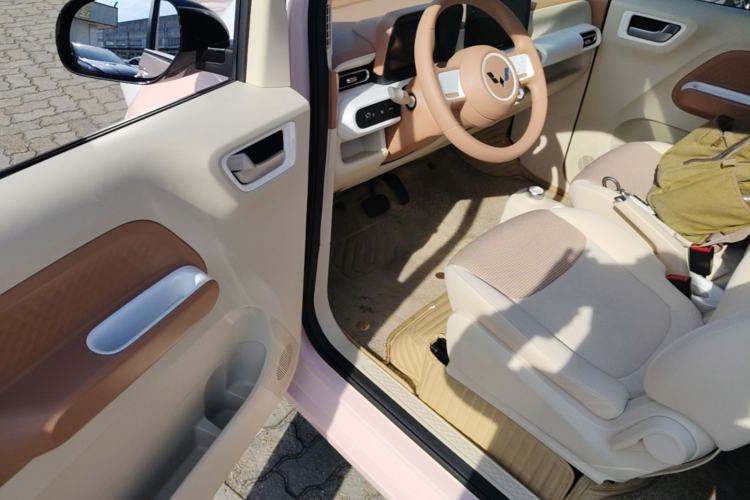 Used Wuling Hongguang MINIEV 2024 3rd Generation 215km Advanced Version Driver Seat