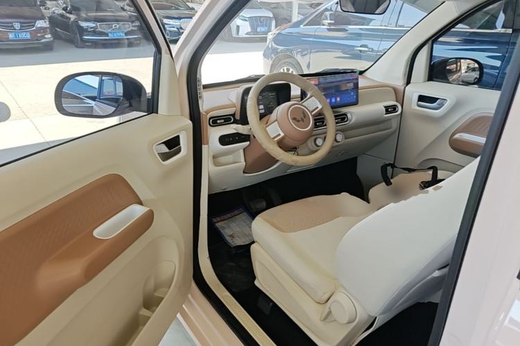 Used Wuling Hongguang MINIEV 2024 3rd Generation 215km Youth Edition Driver Seat