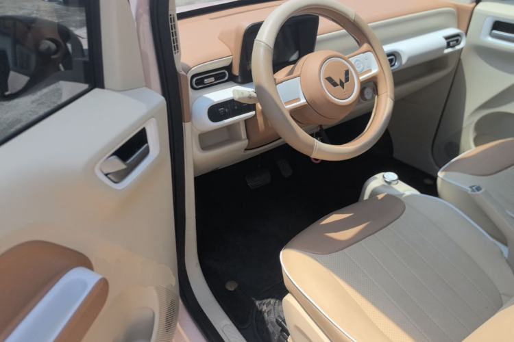 Used Wuling Hongguang MINIEV 2024 3rd Generation 215km Youth Edition Driver Seat