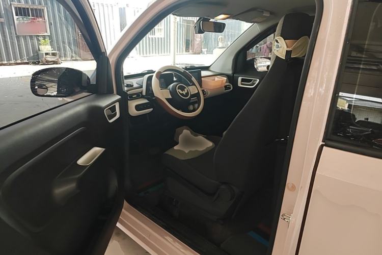 Used Wuling Hongguang MINIEV 2024 3rd Generation 215km Advanced Version Driver Seat