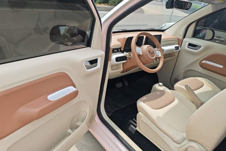Used Wuling Hongguang MINIEV 2024 3rd Generation 215km Advanced Version Driver Seat