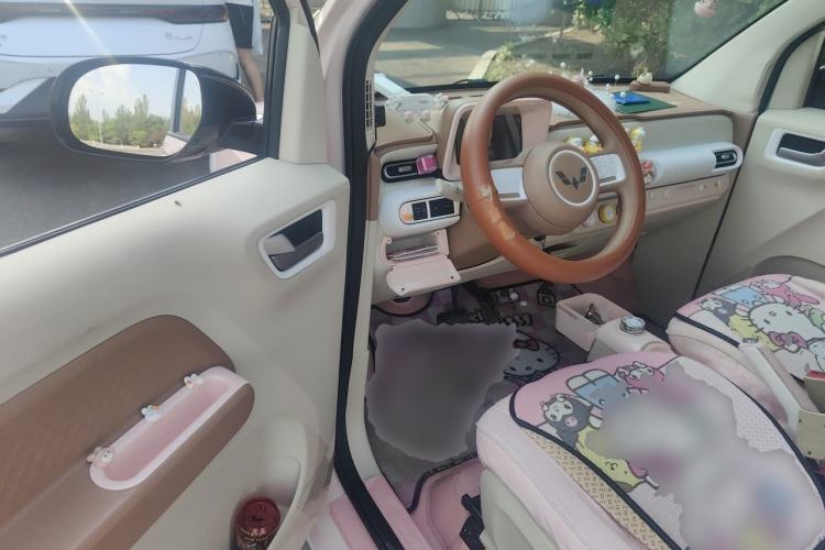 Used Wuling Hongguang MINIEV 2024 3rd Generation 215km Youth Edition Driver Seat