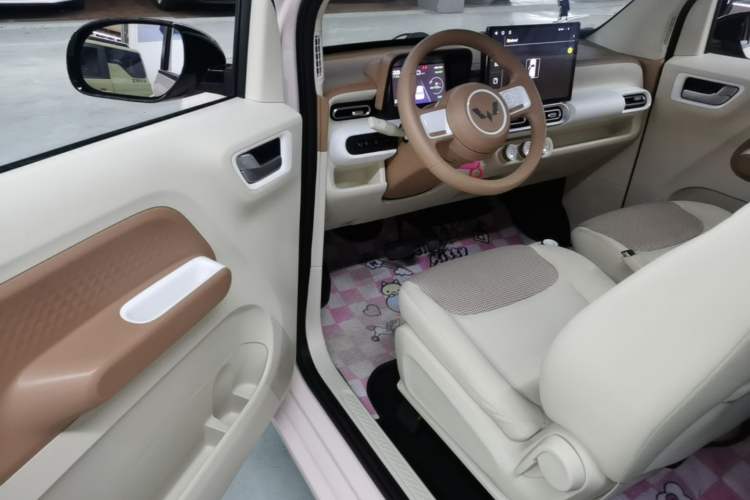 Used Wuling Hongguang MINIEV 2024 3rd Generation 215km Advanced Version Driver Seat