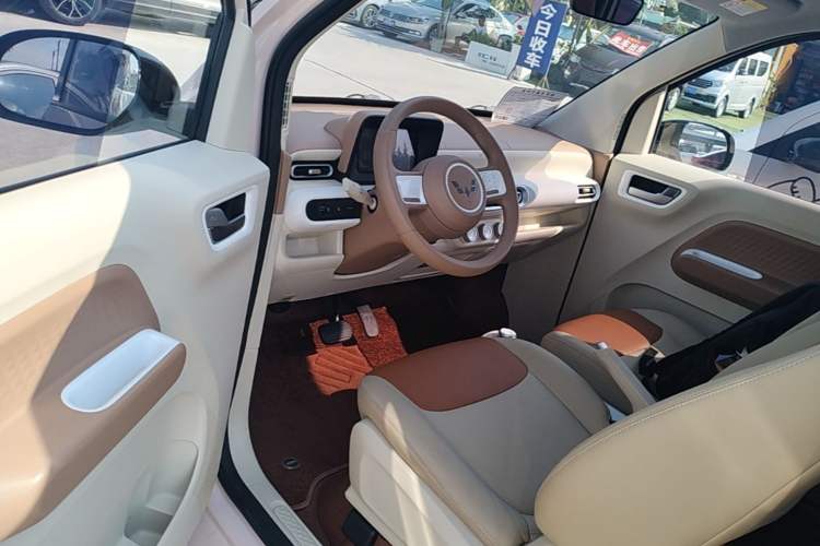 Used Wuling Hongguang MINIEV 2024 3rd Generation 215km Youth Edition Driver Seat