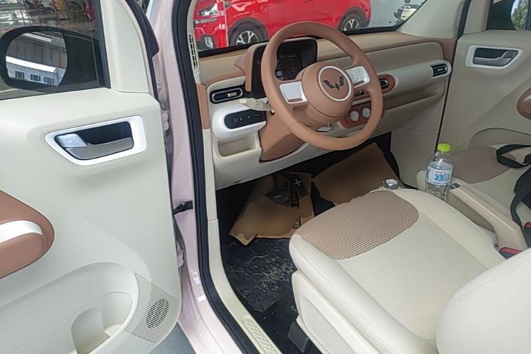 Used Wuling Hongguang MINIEV 2024 Third Generation 120 km Driver Seat