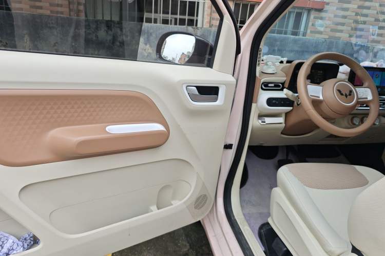 Used Wuling Hongguang MINIEV 2024 3rd Generation 215km Youth Edition Driver Seat