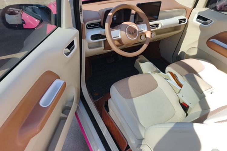 Used Wuling Hongguang MINIEV 2024 3rd Generation 215km Youth Edition Driver Seat