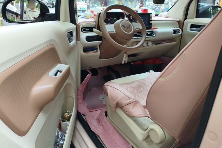 Used Wuling Hongguang MINIEV 2024 3rd Generation 215km Advanced Version Driver Seat