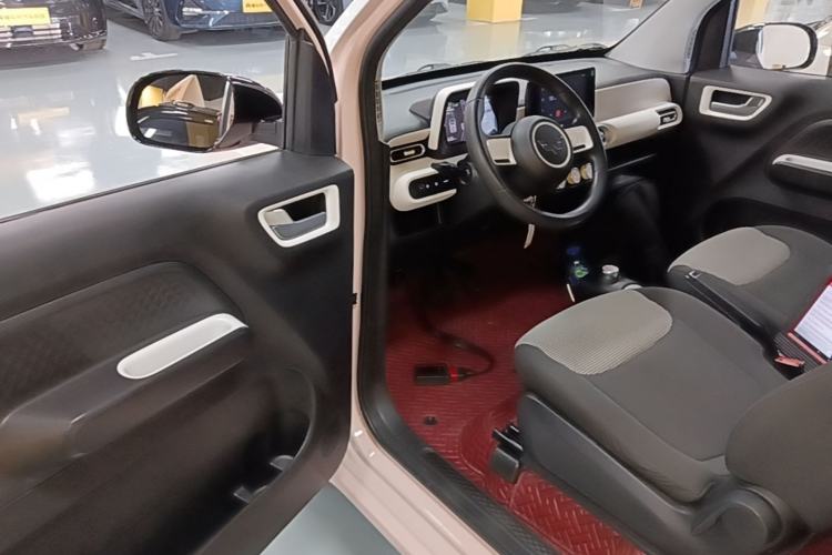 Used Wuling Hongguang MINIEV 2024 3rd Generation 215km Advanced Version Driver Seat