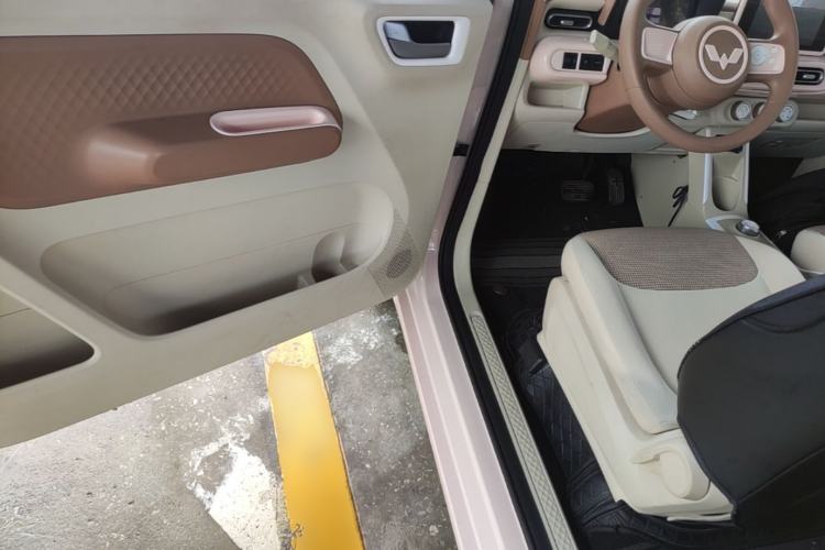 Used Wuling Hongguang MINIEV 2024 3rd Generation 215km Advanced Version Driver Seat