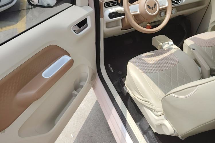 Used Wuling Hongguang MINIEV 2024 3rd Generation 215km Youth Edition Driver Seat