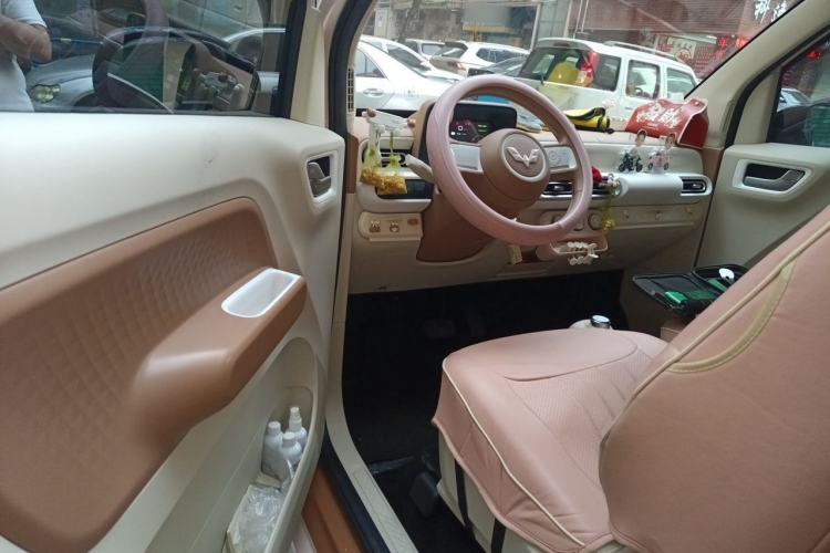 Used Wuling Hongguang MINIEV 2024 3rd Generation 215km Youth Edition Driver Seat