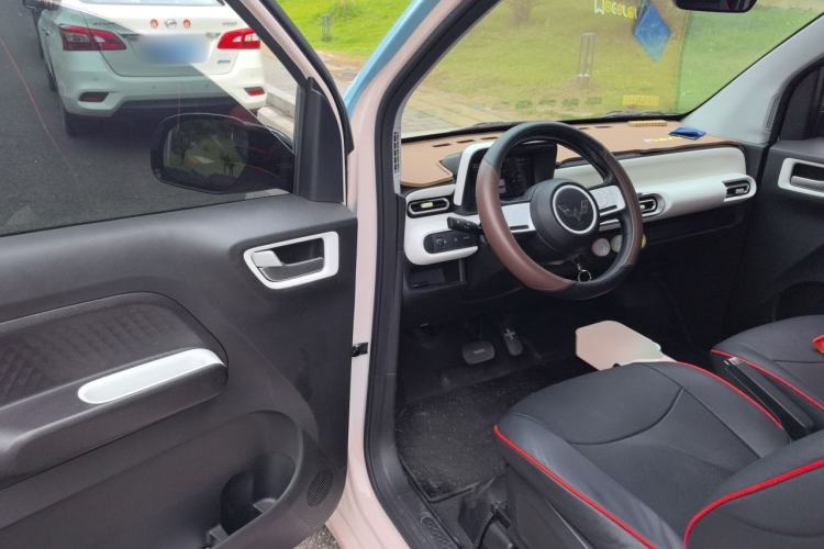 Used Wuling Hongguang MINIEV 2024 Third Generation 120 km Driver Seat