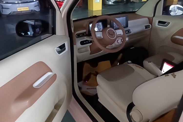 Used Wuling Hongguang MINIEV 2024 3rd Generation 215km Advanced Version Driver Seat