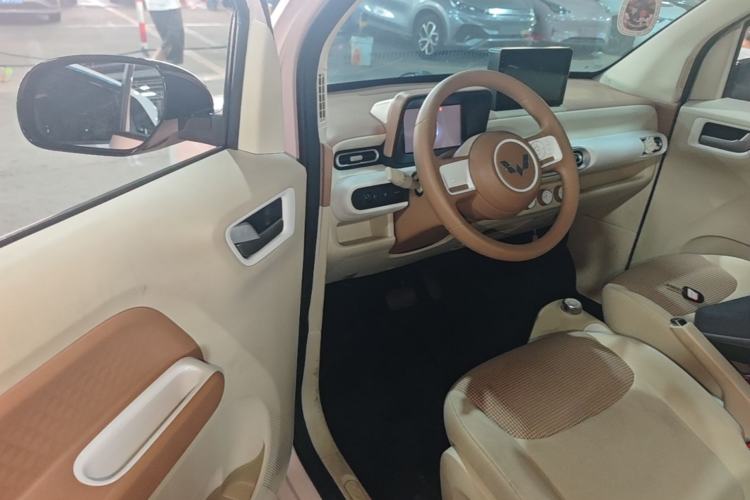 Used Wuling Hongguang MINIEV 2024 3rd Generation 215km Youth Edition Driver Seat