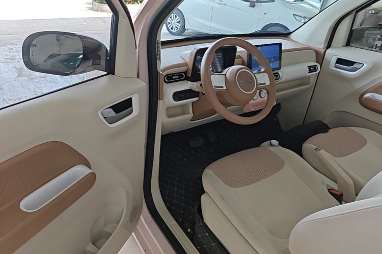 Used Wuling Hongguang MINIEV 2024 3rd Generation 215km Youth Edition Driver Seat
