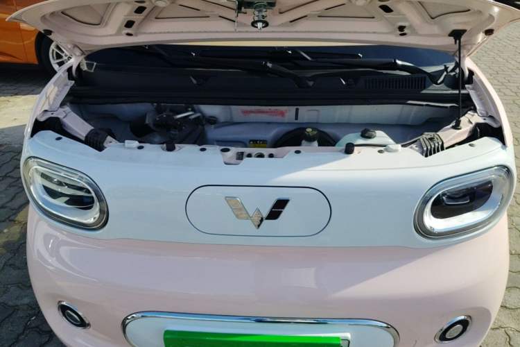 Used Wuling Hongguang MINIEV 2024 3rd Generation 215km Advanced Version Engine Bay