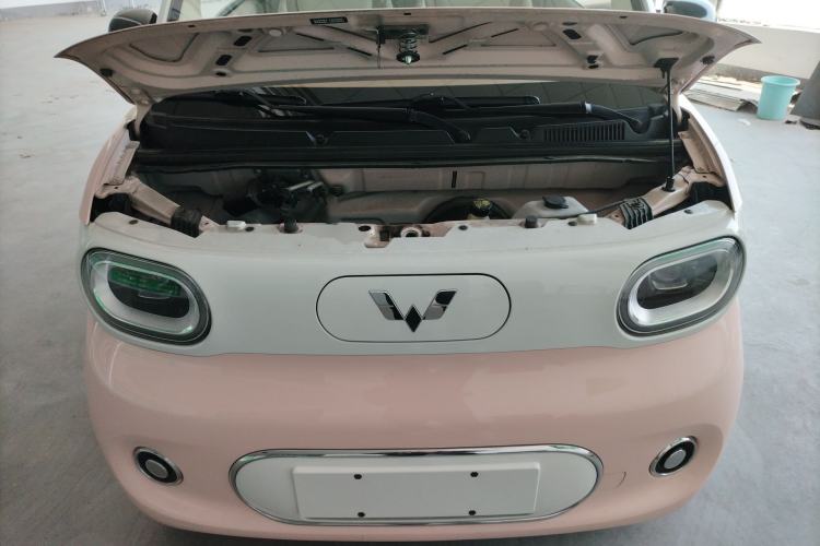 Used Wuling Hongguang MINIEV 2024 3rd Generation 215km Advanced Version Engine Bay