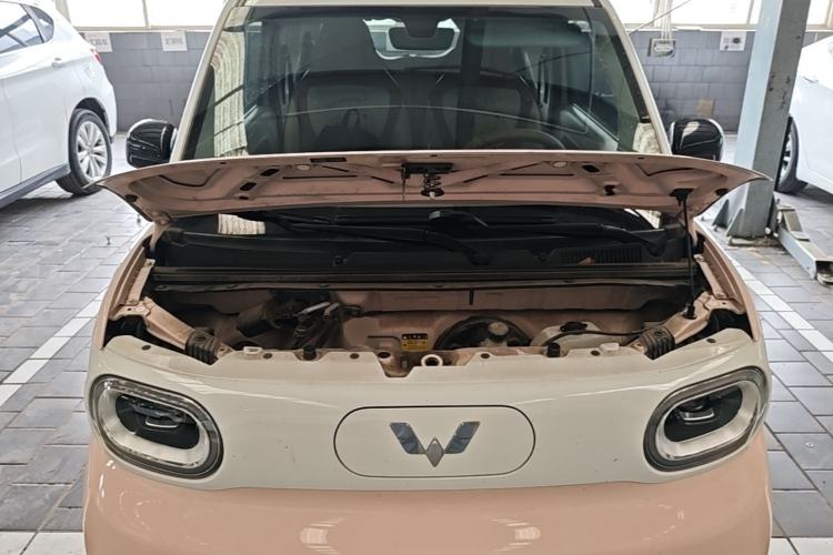 Used Wuling Hongguang MINIEV 2024 3rd Generation 215km Advanced Version Engine Bay