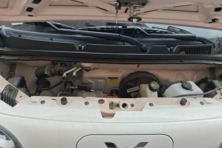 Used Wuling Hongguang MINIEV 2024 3rd Generation 215km Youth Edition Engine Bay