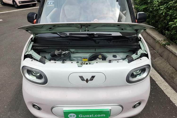 Used Wuling Hongguang MINIEV 2024 3rd Generation 215km Youth Edition Engine Bay