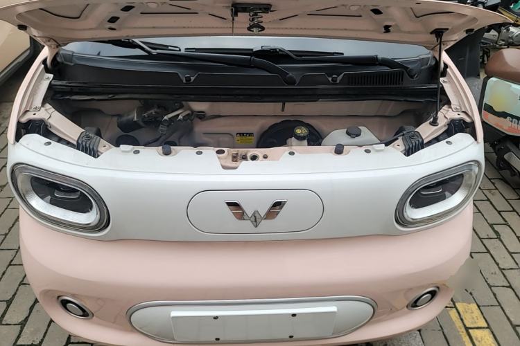 Used Wuling Hongguang MINIEV 2024 3rd Generation 215km Youth Edition Engine Bay
